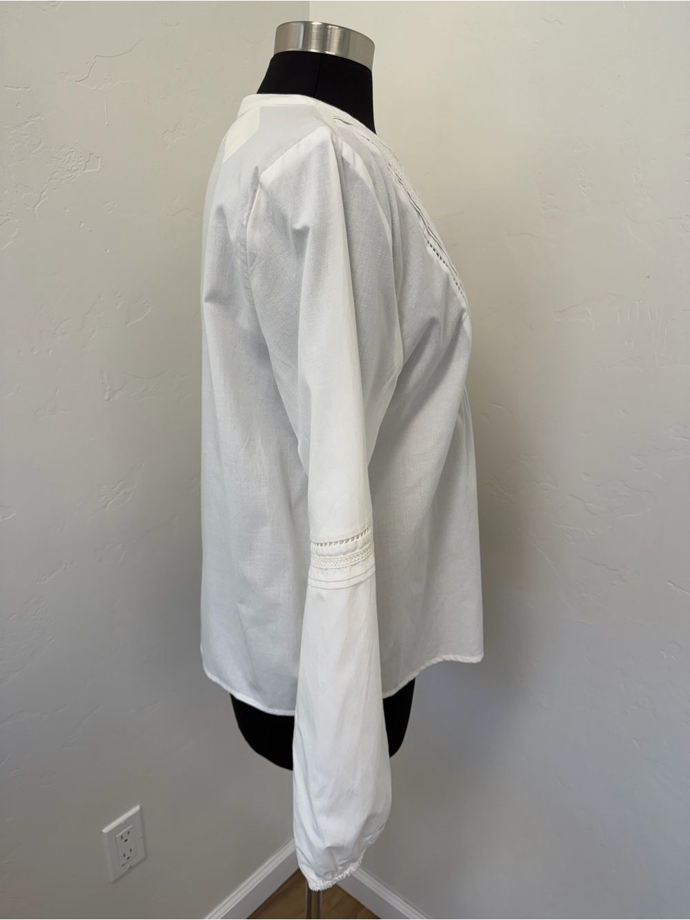 NWT Evereve white Jacqueline lace Inset Eyelet cottagecore Peasant Blouse Size L - Picture 6 of 13